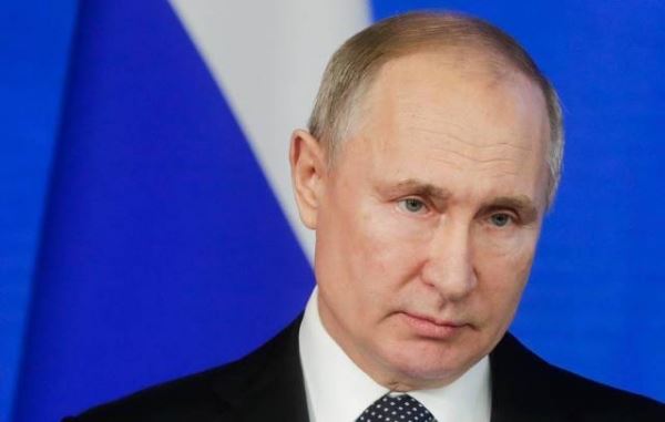 Путин сообщил, что Россия разрабатывает наземный вариант гиперзвуковой ракеты "Циркон"